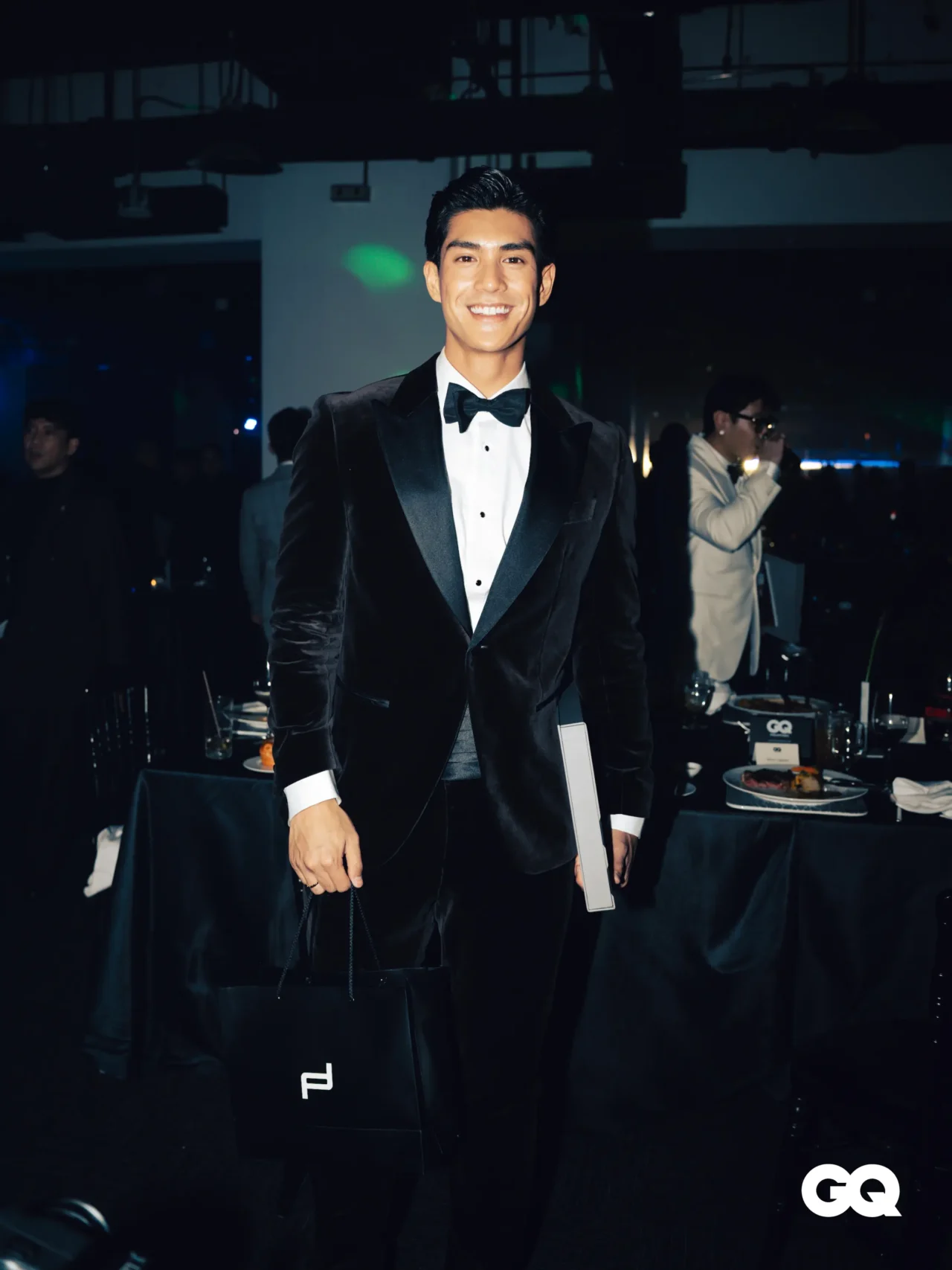 JAMES-IN-ARTICLE 11