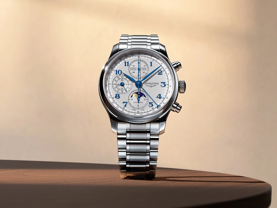 LONGINES Master Collection 2 Closeup
