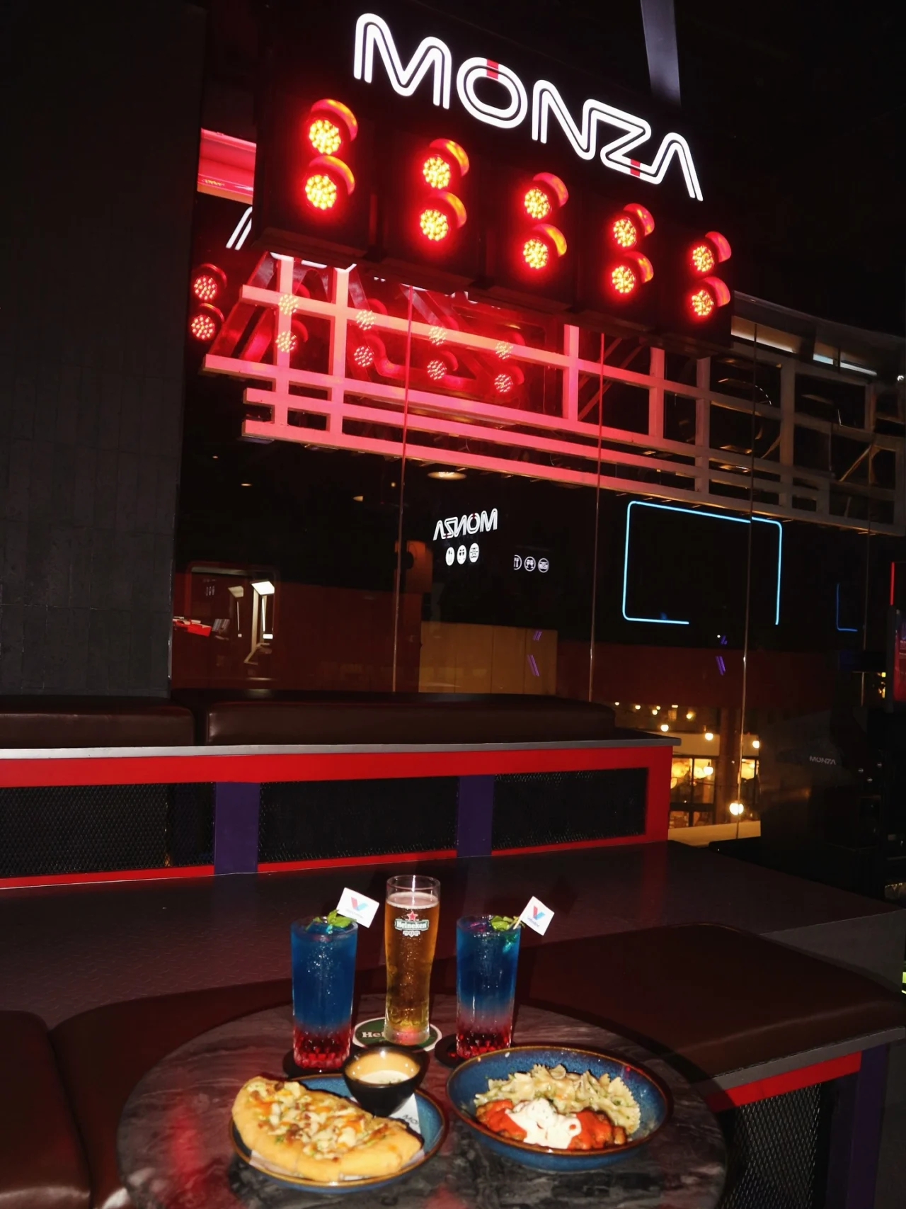 Want to Hang Out and Play? Try These Casual Sports Simulator Facilities